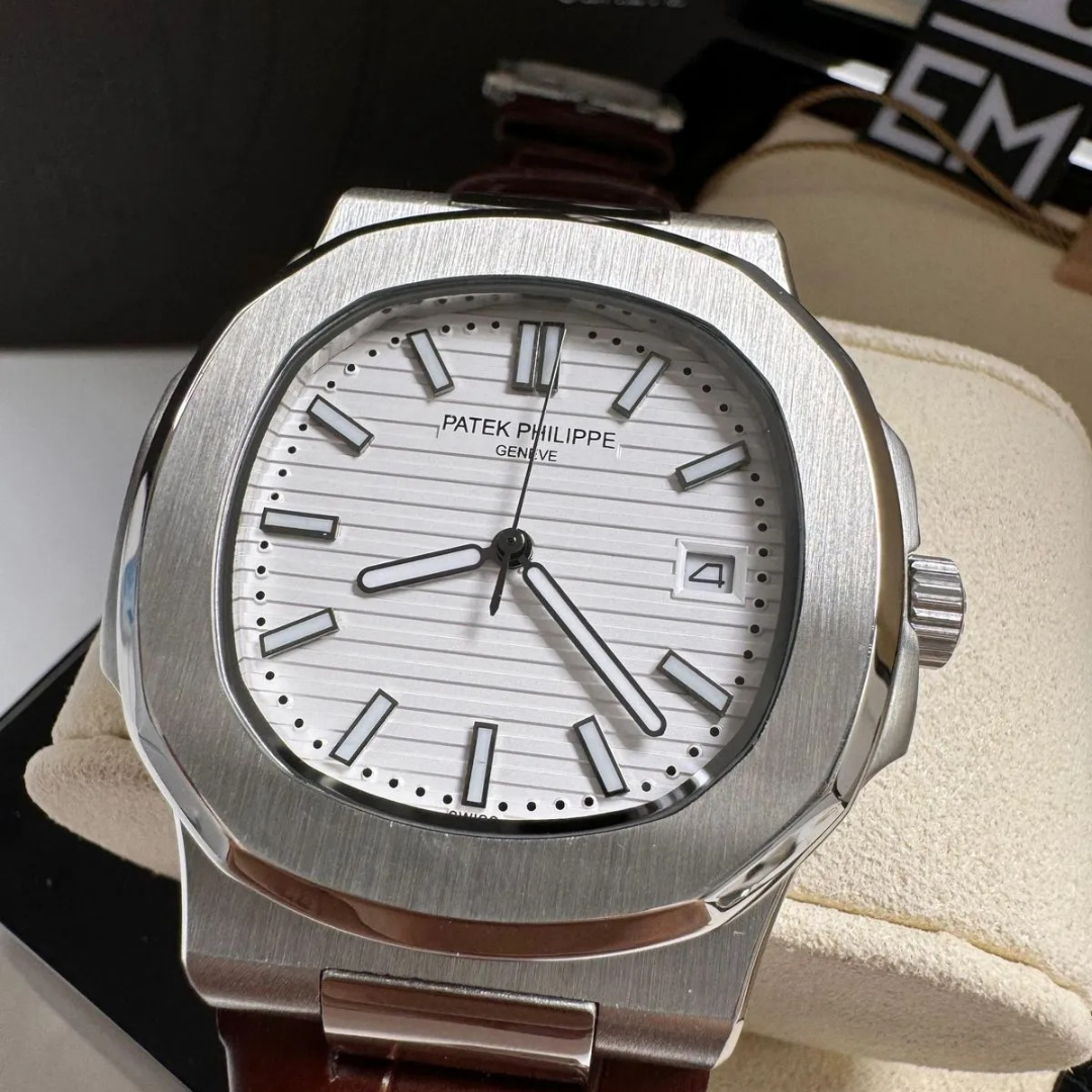PP Nautilus White Automatic 40mm