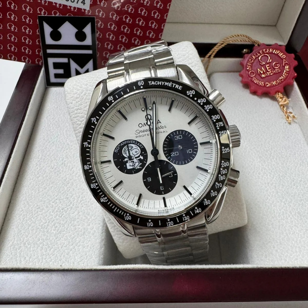 Speedmaster “Apollo 11 Anniversary Edition” – White Dial | Stainless Steel Bracelet