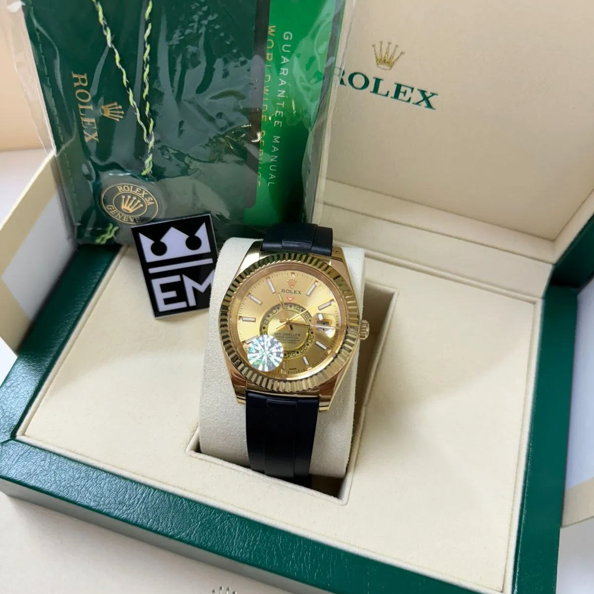 RX Sky-Dweller – Goldenes Dial – Oysterflex