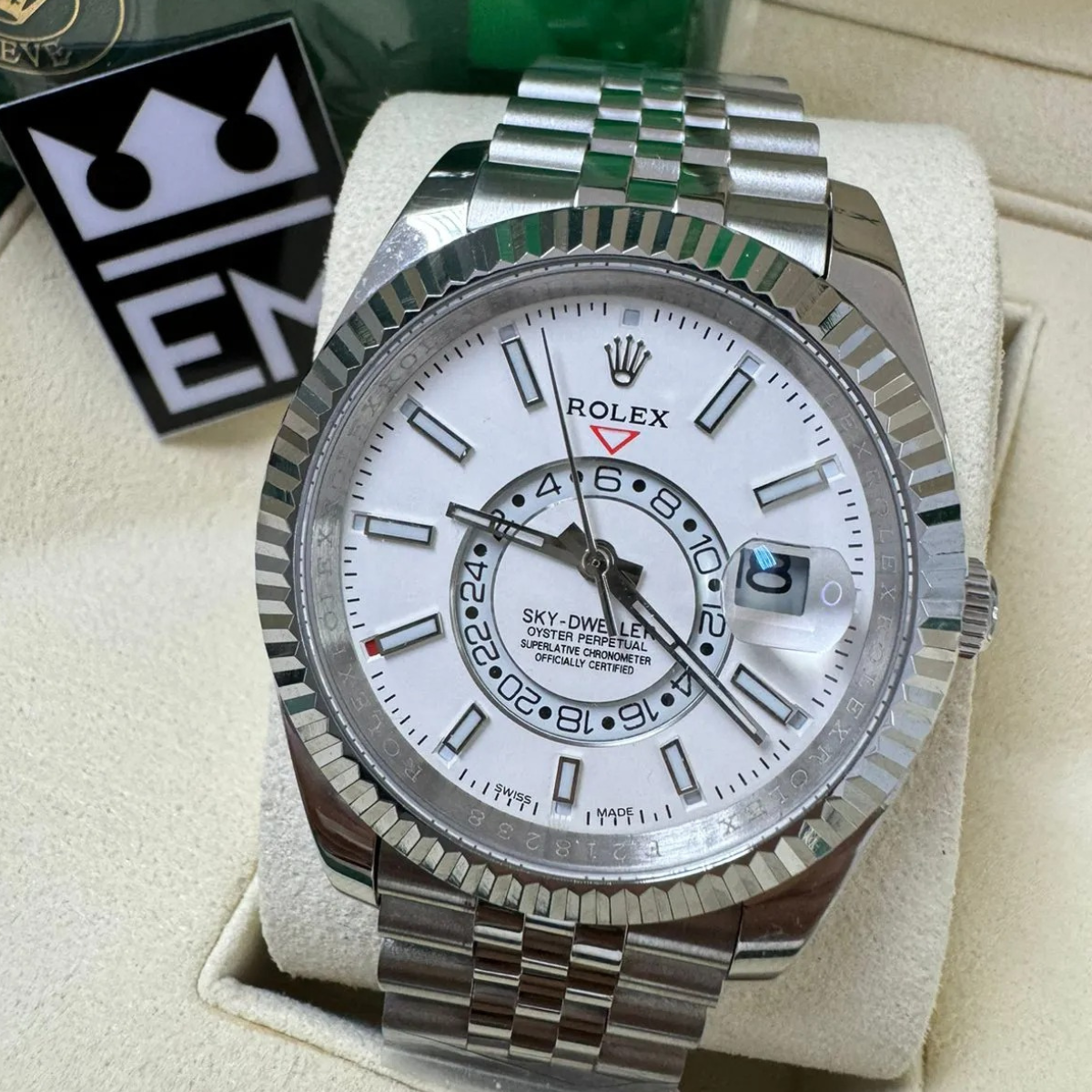 RX Sky-Dweller – White Dial