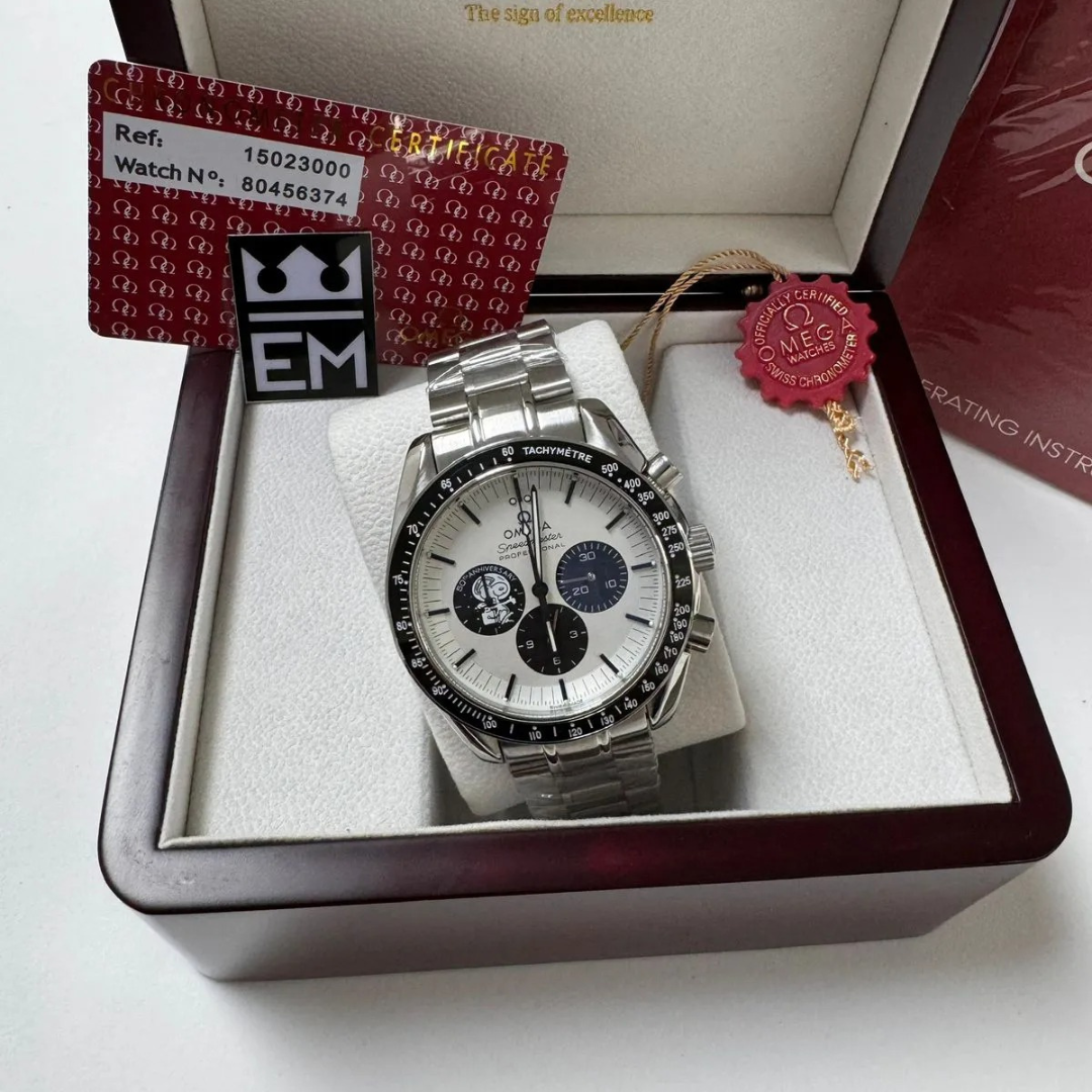 Speedmaster “Apollo 11 Anniversary Edition” – White Dial | Stainless Steel Bracelet