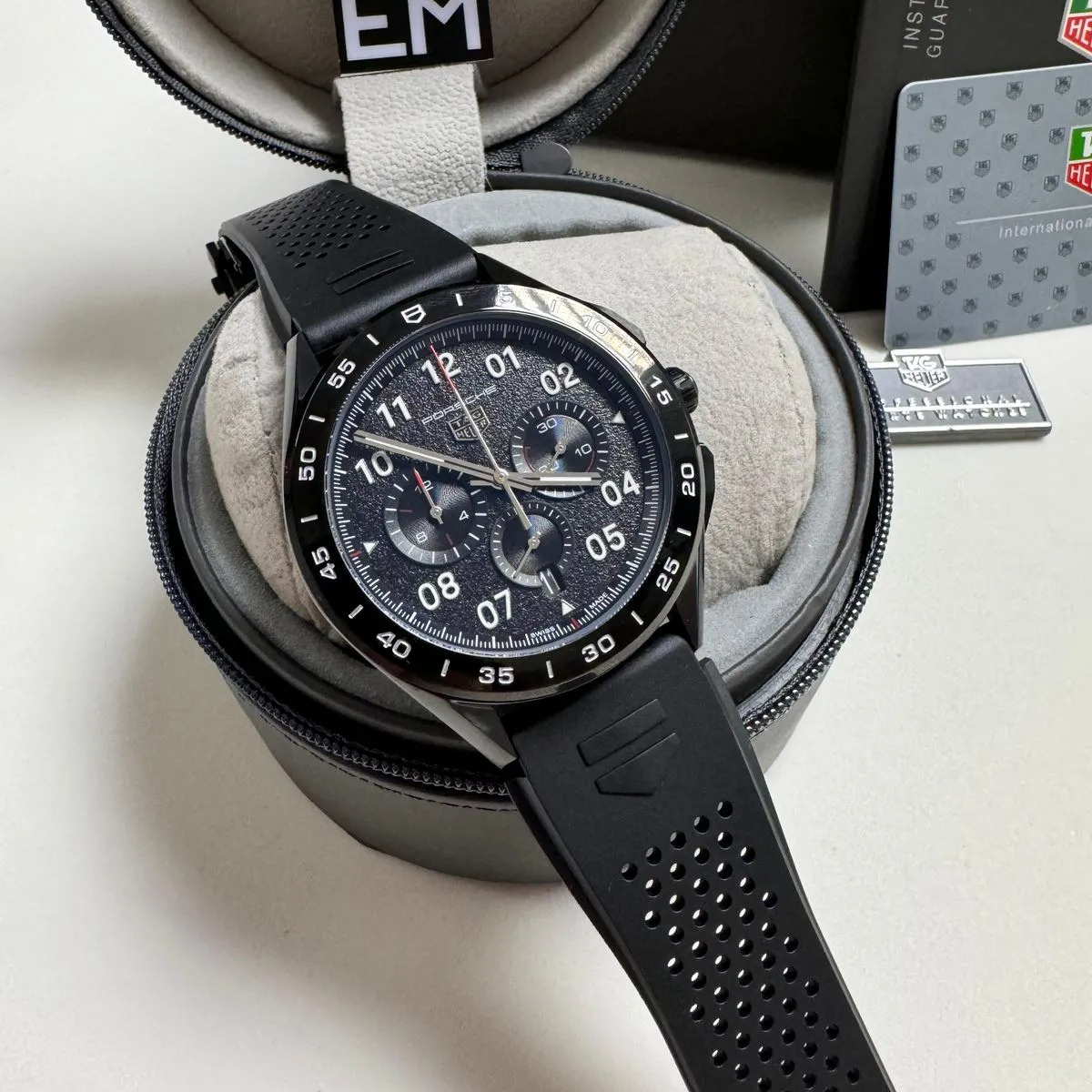 TH Formula 1 Black Chronograph Rubber Strap