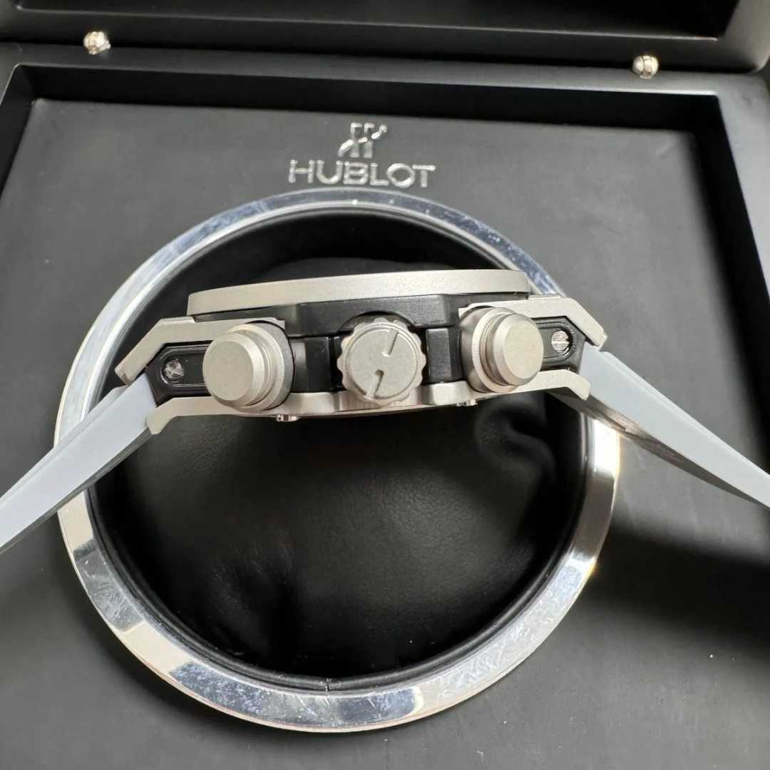 Big Bang Unico Silver Gray Skeleton