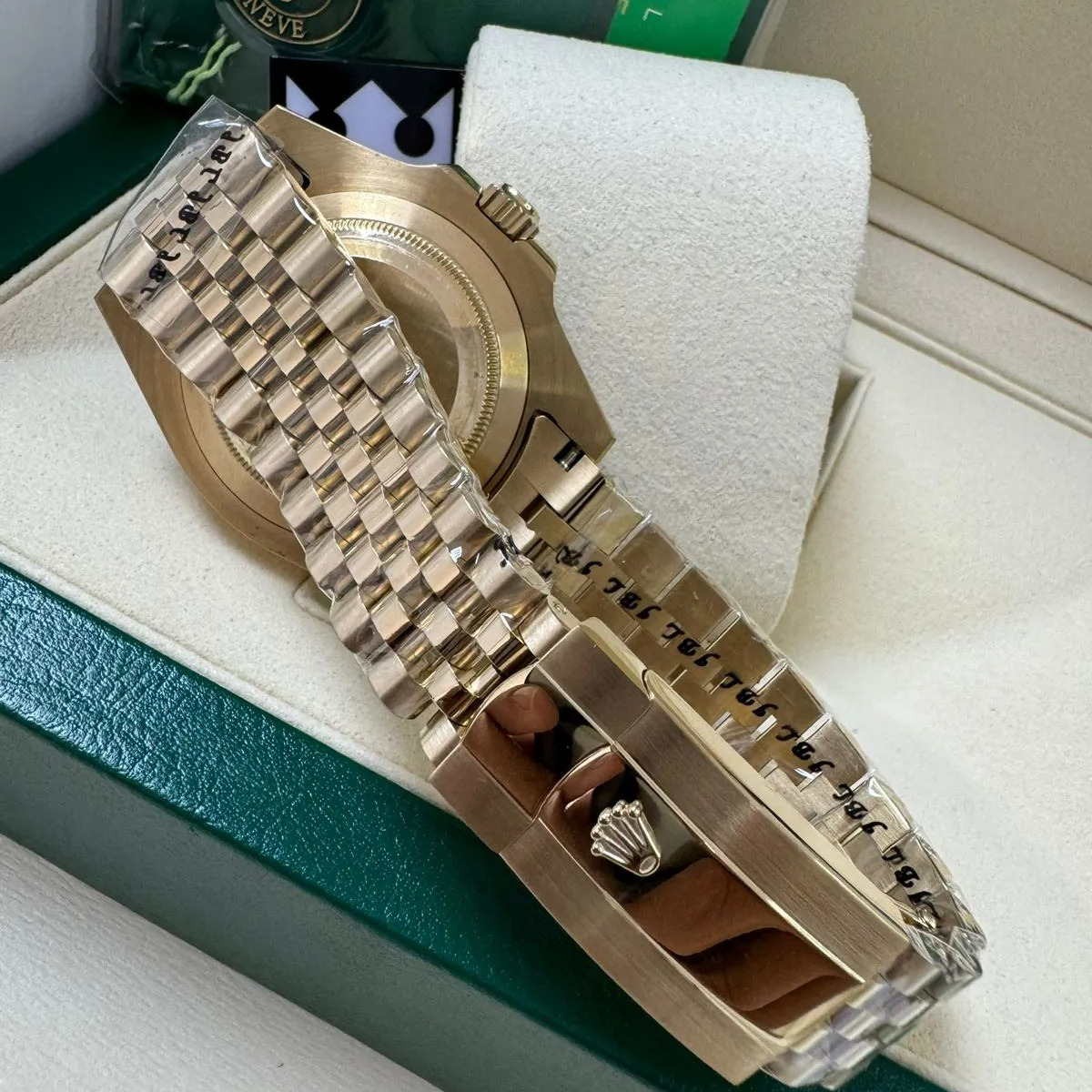 RX Submariner 40 – Blue Dial – Yellow Gold