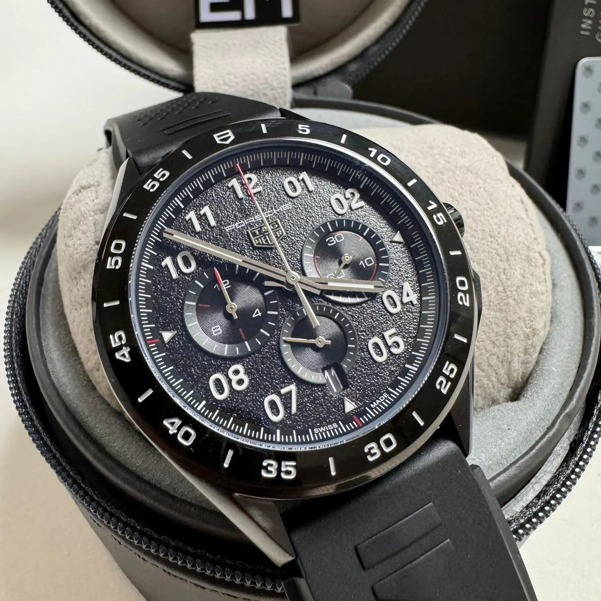 TH Formula 1 Black Chronograph Rubber Strap