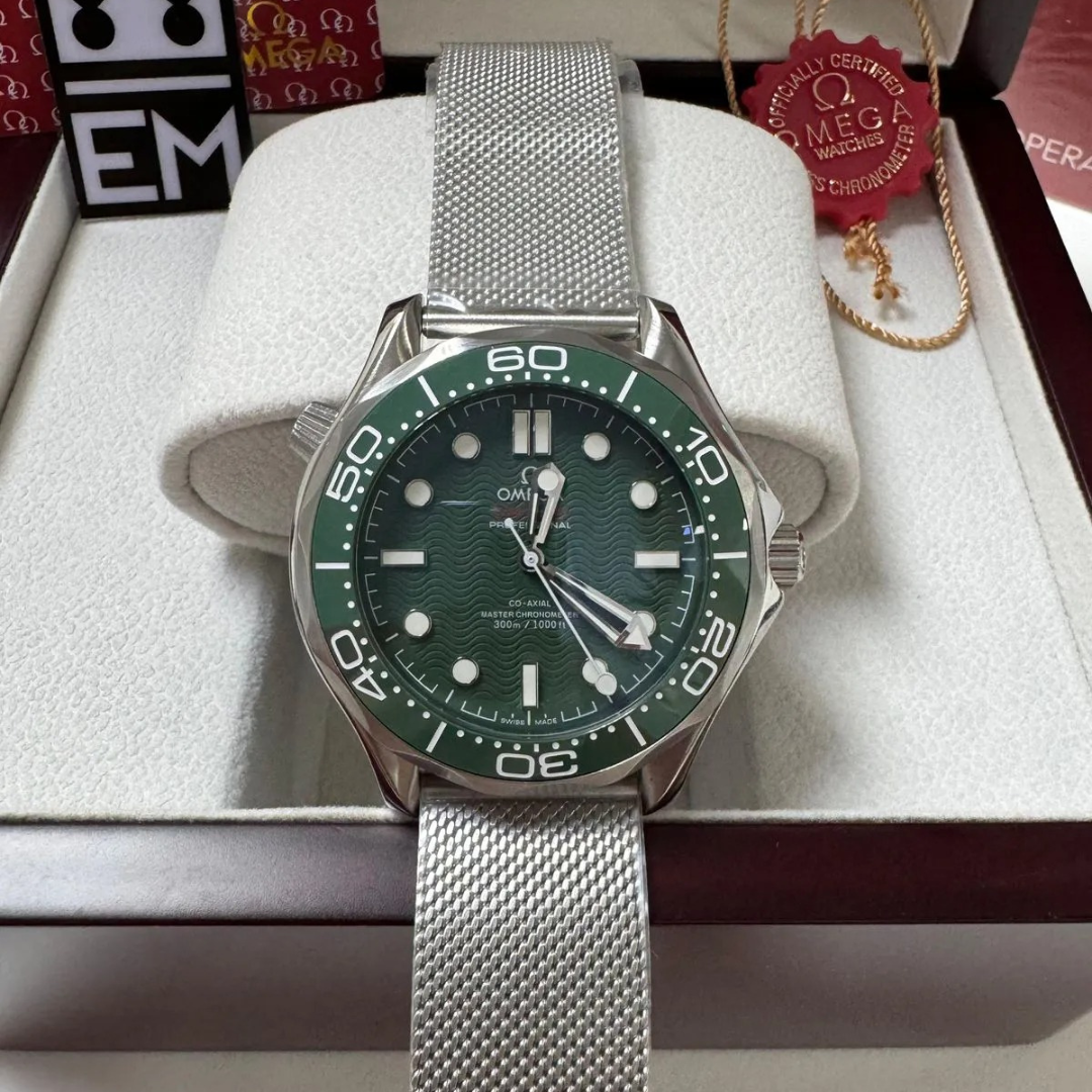 Seamaster “Diver 300M” Green/Mesh Bracelet
