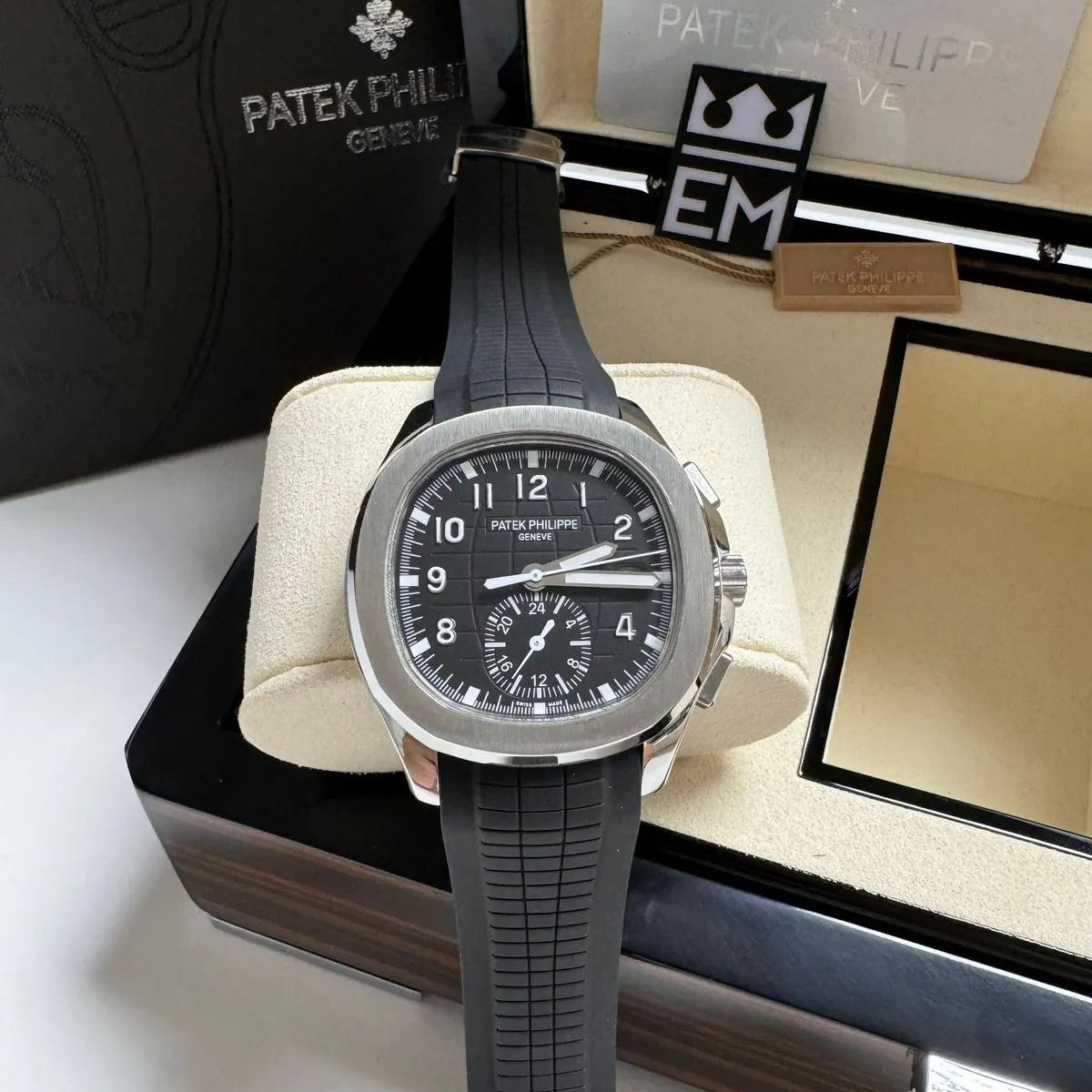 PP  Aquanaut Black