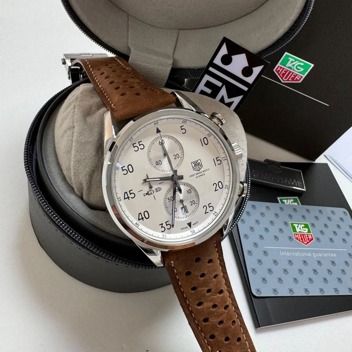 TH Carrera Chronograph Classic White Leather Strap
