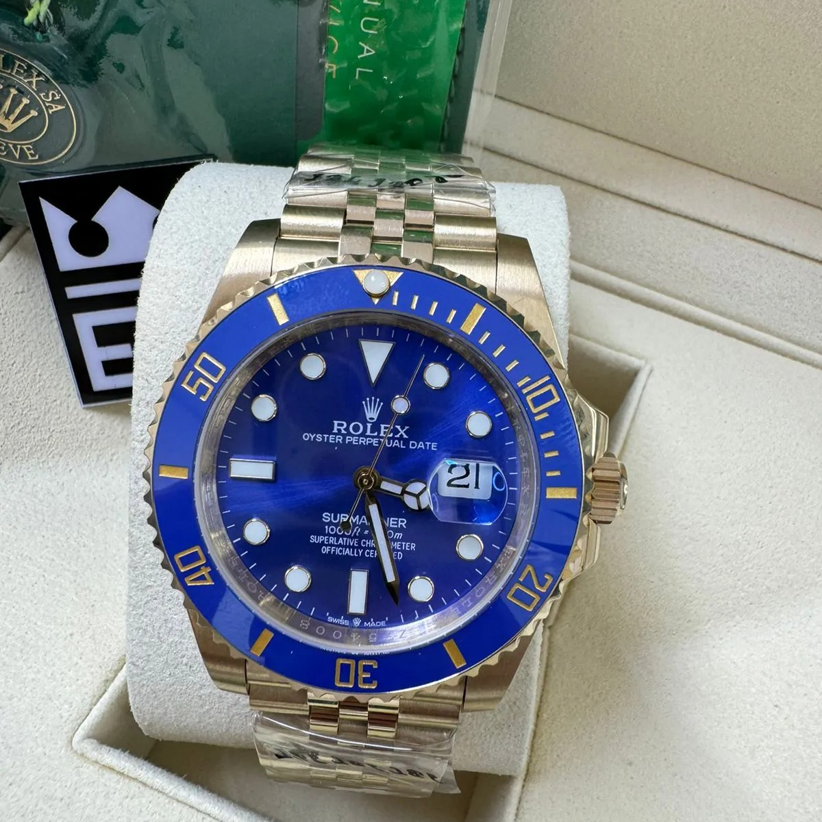 RX Submariner 40 – Blue Dial – Yellow Gold