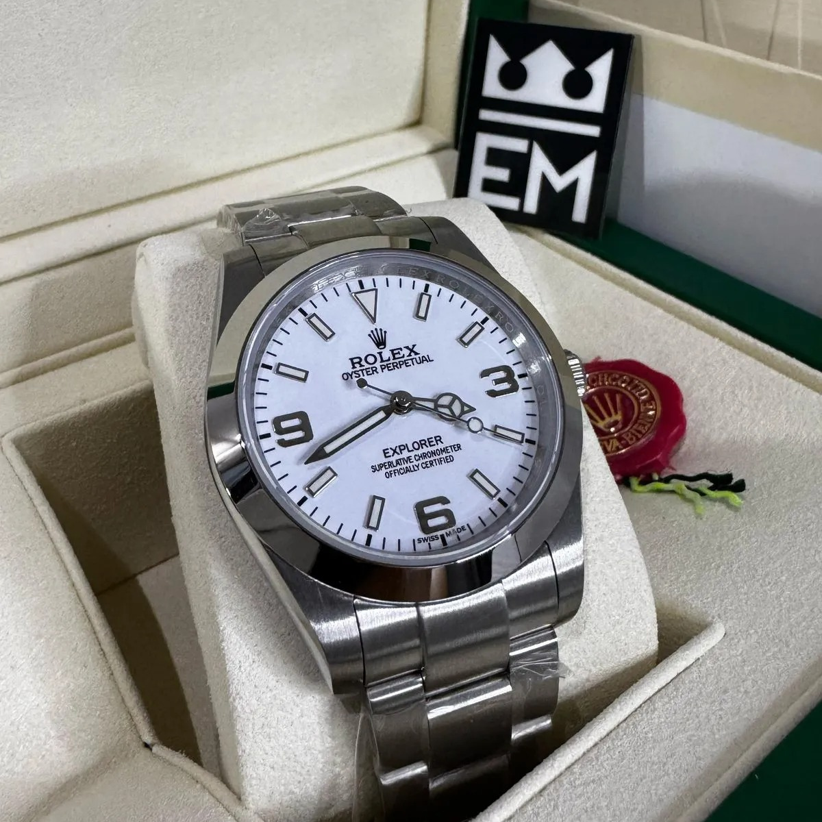 RX Explorer – White Dial