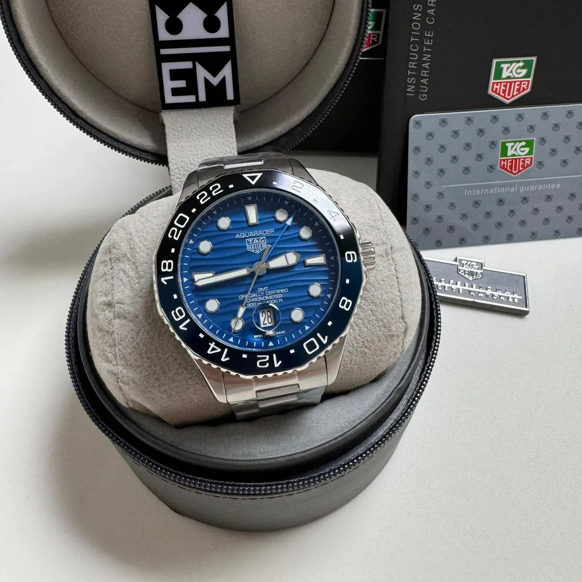 TH Aquaracer Professional 300 GMT Blue – Automatic