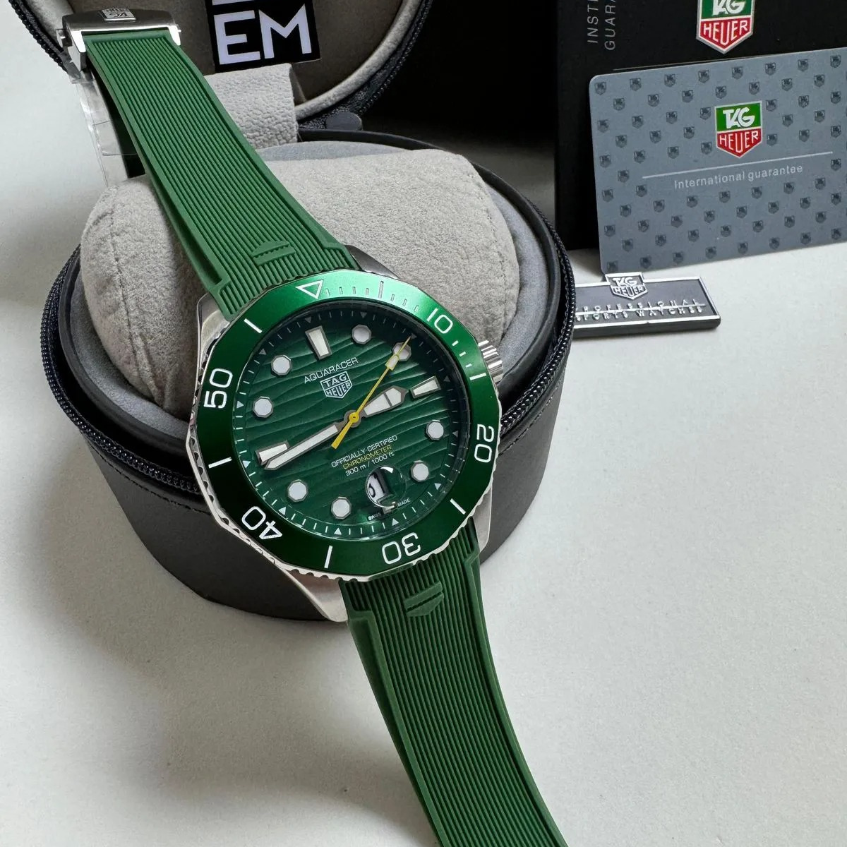 TH  Aquaracer Green Chronometer 300M Rubber Strap