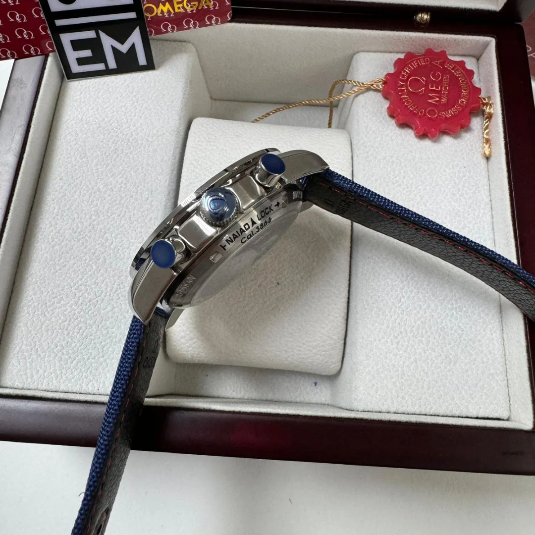 Speedmaster Blue Edition – White/Blue | Chronograph 42mm