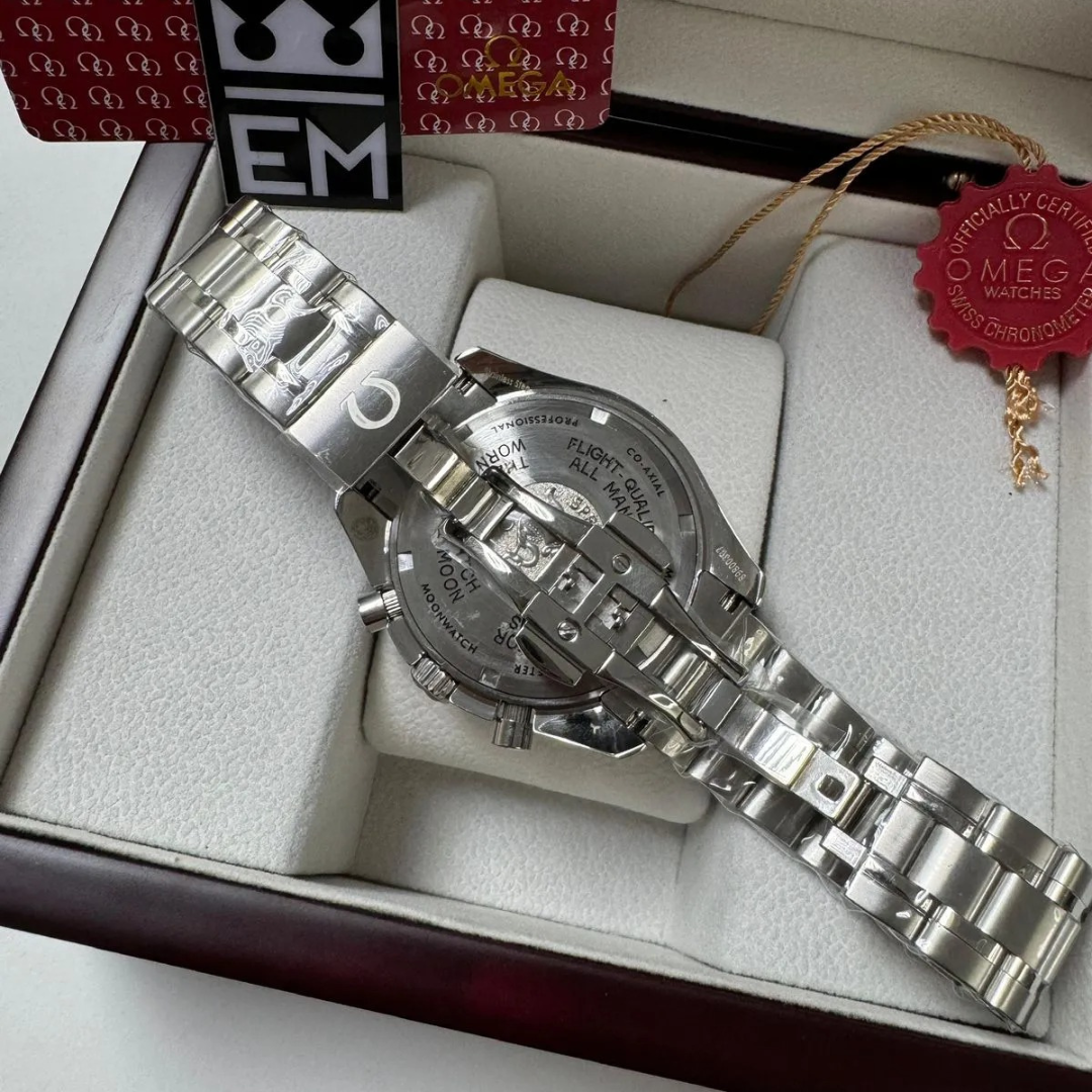 Speedmaster Co-Axial White/Black – 42 mm Leather Strap
