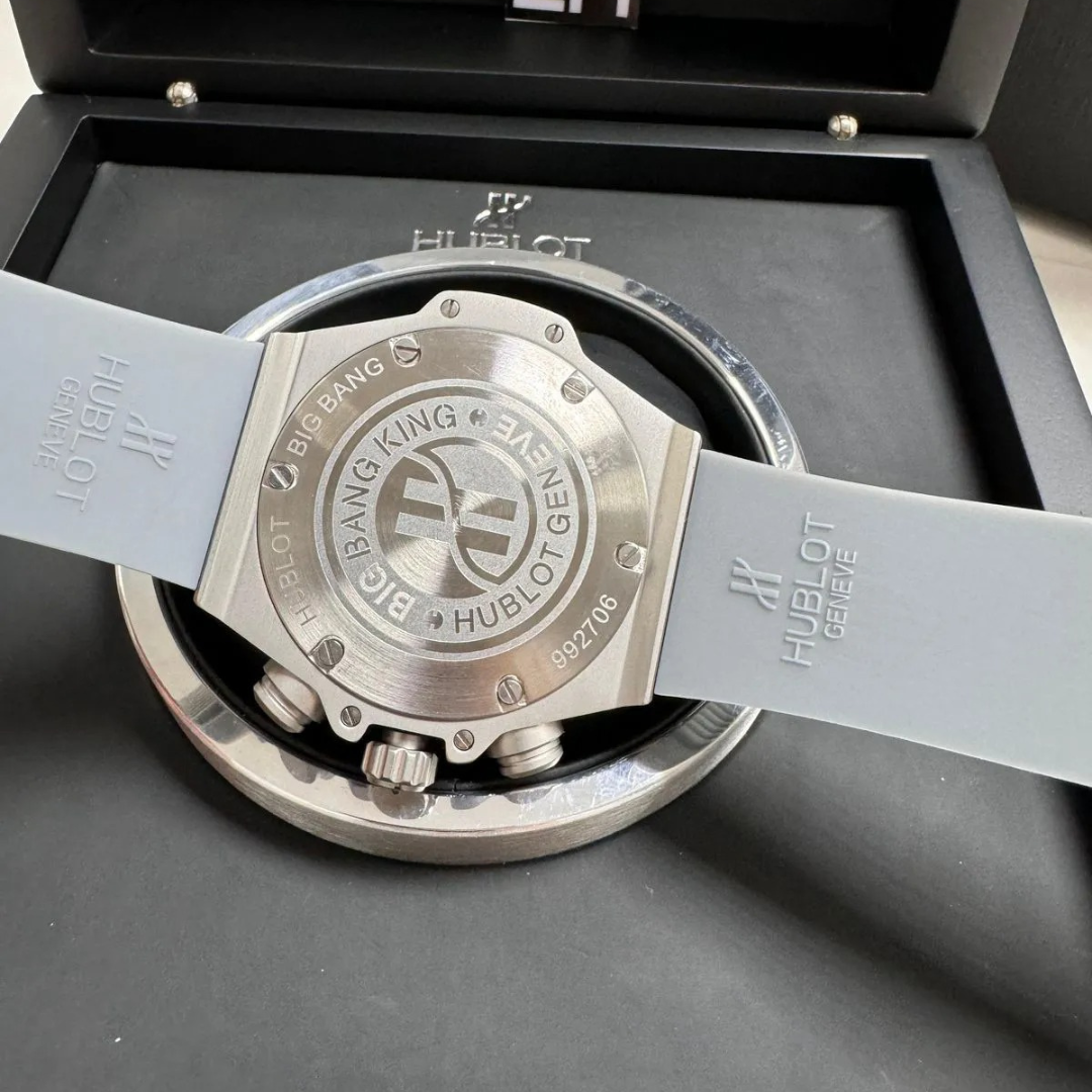Big Bang Unico Silver Gray Skeleton